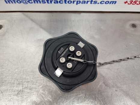 New Holland Case T6, Maxxum, Puma, Optum Fuel Tank Cap 84547727, 47907581 - Depósito de combustible: foto 4 New Holland Case T6, Maxxum, Puma, Optum Fuel Tank Cap 84547727, 47907581 - Depósito de combustible: foto 4