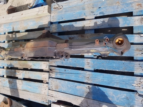 New Holland Case T6, T6000,  Maxxum 145 Front Axle Housing 87555903, 87633190 - Eje delantero para Tractor: foto 1 New Holland Case T6, T6000,  Maxxum 145 Front Axle Housing 87555903, 87633190 - Eje delantero para Tractor: foto 1