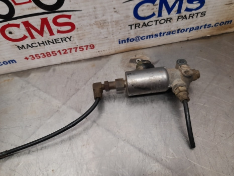 New Holland Case T7, Tm, 60, Puma, Mxu Ser Valve 4721737010, 82006252, 84359255 - Piezas de freno: foto 3 New Holland Case T7, Tm, 60, Puma, Mxu Ser Valve 4721737010, 82006252, 84359255 - Piezas de freno: foto 3