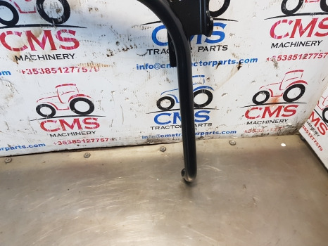 New Holland Case Tm, Mxm, Tl, Tla, Ts Tm190 Door Frame Lhs 82018984 - Puerta y piezas: foto 5 New Holland Case Tm, Mxm, Tl, Tla, Ts Tm190 Door Frame Lhs 82018984 - Puerta y piezas: foto 5