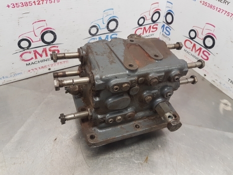 New Holland Case Tm, Mxm Tm140 Transmission Control Valve 5178478, 5178439 - Transmisión para Tractor: foto 3 New Holland Case Tm, Mxm Tm140 Transmission Control Valve 5178478, 5178439 - Transmisión para Tractor: foto 3