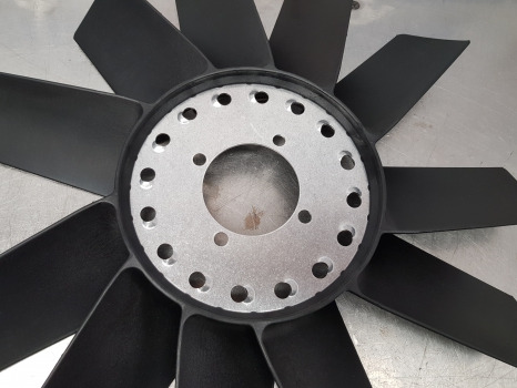 New Holland Caset4000, Td5, Td5000, Tla, Tnda, Tnsa Cooling Fan 5198172 - Ventilador: foto 5 New Holland Caset4000, Td5, Td5000, Tla, Tnda, Tnsa Cooling Fan 5198172 - Ventilador: foto 5