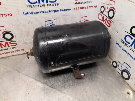 New Holland Claas Wabco Air Reservoir, Receiver 9504109020, 82020479, 0011210040 - Piezas de freno para Maquinaria agrícola: foto 1 New Holland Claas Wabco Air Reservoir, Receiver 9504109020, 82020479, 0011210040 - Piezas de freno para Maquinaria agrícola: foto 1
