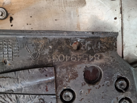 New Holland T5.95, T5, Case Farmall Series, Cab Floor Mat 84549405, 47380803 - Cabina e interior: foto 5 New Holland T5.95, T5, Case Farmall Series, Cab Floor Mat 84549405, 47380803 - Cabina e interior: foto 5