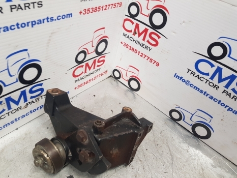 New Holland T6, T6000, T7.200 Case Air Conditioning Compressor Bracket 84221441 - Compresor de aire acondicionado para Tractor: foto 2 New Holland T6, T6000, T7.200 Case Air Conditioning Compressor Bracket 84221441 - Compresor de aire acondicionado para Tractor: foto 2