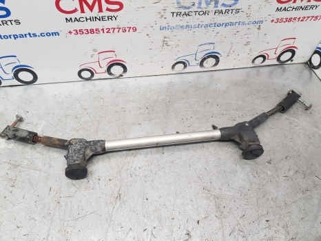 New Holland T6, T7 Case Maxxum, Puma T7.200 Cab Sun Roof Handle 82035473 - Carrocería y exterior para Tractor: foto 3 New Holland T6, T7 Case Maxxum, Puma T7.200 Cab Sun Roof Handle 82035473 - Carrocería y exterior para Tractor: foto 3