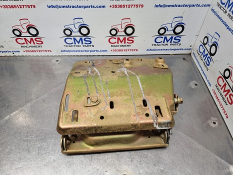 New Holland T6, T7, Tsa, T6000 Ser, Passenger Seat Frame 84250410 - Asiento: foto 4 New Holland T6, T7, Tsa, T6000 Ser, Passenger Seat Frame 84250410 - Asiento: foto 4