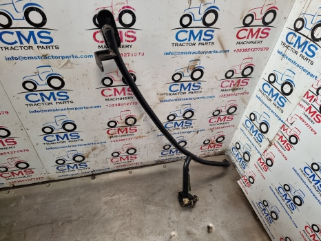New Holland T7000, T5, T6, Mxu, Puma, Door Handle Rhs 87303632, 82031965 - Puerta y piezas: foto 2 New Holland T7000, T5, T6, Mxu, Puma, Door Handle Rhs 87303632, 82031965 - Puerta y piezas: foto 2
