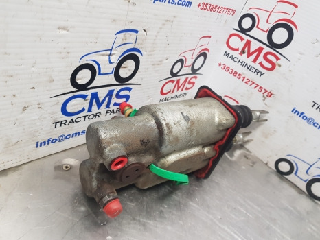 New Holland T7040, T7.260 Brake Master Cylinder 87315873, 87754484, 47777898 - Cilindro de freno para Maquinaria agrícola: foto 5 New Holland T7040, T7.260 Brake Master Cylinder 87315873, 87754484, 47777898 - Cilindro de freno para Maquinaria agrícola: foto 5