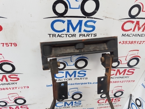 New Holland T7040, T7, T7000, Tsa, Case Hood, Bonnet Support Kit 82036797 - Carrocería y exterior: foto 4 New Holland T7040, T7, T7000, Tsa, Case Hood, Bonnet Support Kit 82036797 - Carrocería y exterior: foto 4