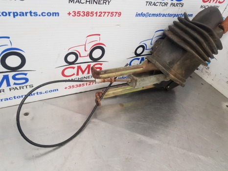 New Holland T7040, T7, Tsa, Case, T7000, Hand Brake 82033982, 82033923 - Piezas de freno: foto 3 New Holland T7040, T7, Tsa, Case, T7000, Hand Brake 82033982, 82033923 - Piezas de freno: foto 3