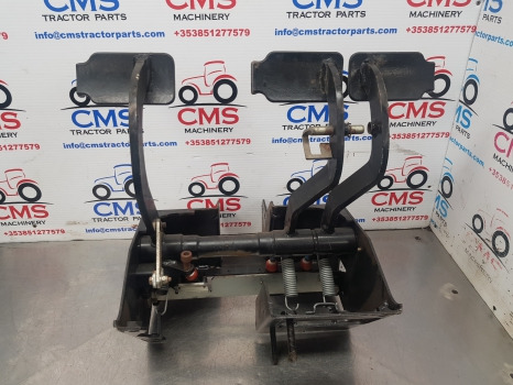 New Holland T7040, Tsa, T7000, Brake, Clutch Pedal Kit 87547108, 87547109 - Piezas de freno para Maquinaria agrícola: foto 5 New Holland T7040, Tsa, T7000, Brake, Clutch Pedal Kit 87547108, 87547109 - Piezas de freno para Maquinaria agrícola: foto 5