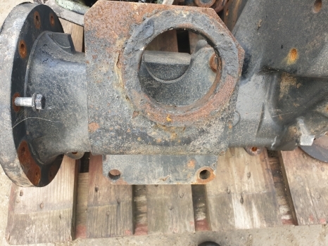 New Holland Td5.105, 110, 115 Rear Half Axle Lhs 84480379, 84401116, 84480588 - Eje posterior para Tractor: foto 2 New Holland Td5.105, 110, 115 Rear Half Axle Lhs 84480379, 84401116, 84480588 - Eje posterior para Tractor: foto 2