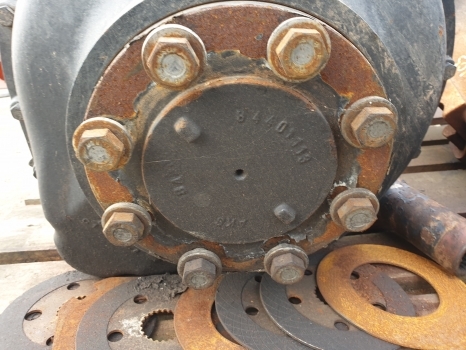 Eje posterior para Tractor New Holland Td5.105, 110, 115 Rear Half Axle Lhs 84480379, 84401116, 84480588: foto 6