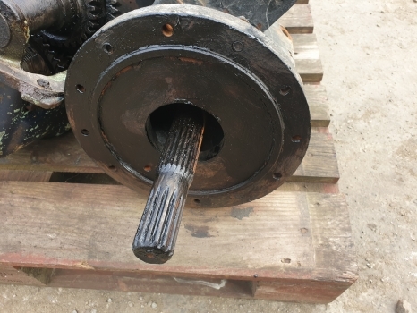 New Holland Td5.105, 110, 115 Rear Half Axle Lhs 84480379, 84401116, 84480588 - Eje posterior para Tractor: foto 4 New Holland Td5.105, 110, 115 Rear Half Axle Lhs 84480379, 84401116, 84480588 - Eje posterior para Tractor: foto 4