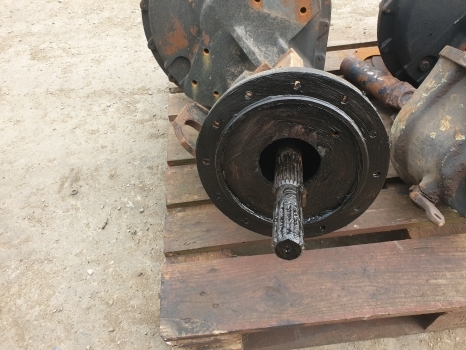 New Holland Td5.105, 110, 115 Rear Half Axle Rhs 84480380, 84480588, 84401115 - Eje posterior para Tractor: foto 2 New Holland Td5.105, 110, 115 Rear Half Axle Rhs 84480380, 84480588, 84401115 - Eje posterior para Tractor: foto 2