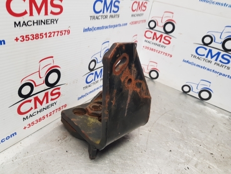 New Holland Td5.105 Front Axle Mudguard Bracket Lhs 47572978, 84606292 - Guardabarros para Tractor: foto 4 New Holland Td5.105 Front Axle Mudguard Bracket Lhs 47572978, 84606292 - Guardabarros para Tractor: foto 4