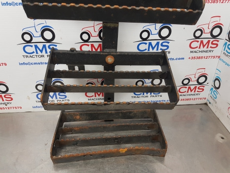 New Holland Tm, 60, Mxm, Fiat M Series, Foot Step Lhs 82009071, 82007892 - Peldaño para Maquinaria agrícola: foto 2 New Holland Tm, 60, Mxm, Fiat M Series, Foot Step Lhs 82009071, 82007892 - Peldaño para Maquinaria agrícola: foto 2