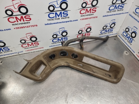 New Holland Ts115, Tm115, Tm125, Ts90 Air Conditioning Panel 82011639, 82034494 - Cabina e interior: foto 2 New Holland Ts115, Tm115, Tm125, Ts90 Air Conditioning Panel 82011639, 82034494 - Cabina e interior: foto 2