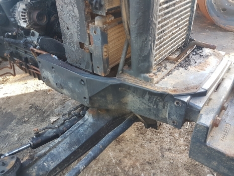 New Holland Tsa Case Mxu Series Ts115a Delta Front Axle Support Bolster 82030986 - Eje delantero para Tractor: foto 2 New Holland Tsa Case Mxu Series Ts115a Delta Front Axle Support Bolster 82030986 - Eje delantero para Tractor: foto 2