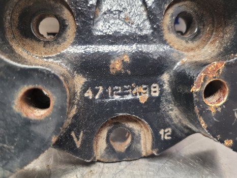 New Holland Tsa, Tm Case Mxu Series Front Mudguard Bracket 47123198, 82039212 - Guardabarros: foto 2 New Holland Tsa, Tm Case Mxu Series Front Mudguard Bracket 47123198, 82039212 - Guardabarros: foto 2