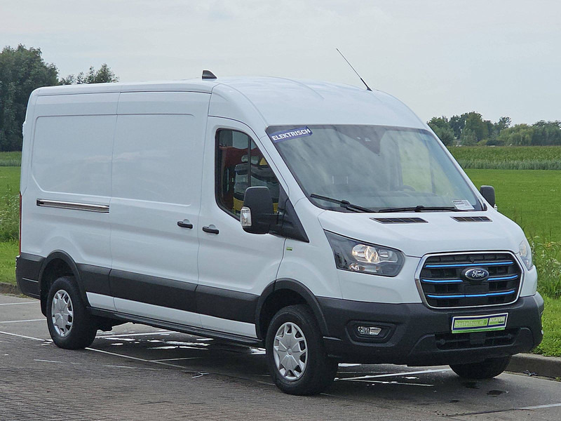 Ford E-Transit 68 Kwh elektrisch - Furgón, Furgoneta eléctrica: foto 4 Ford E-Transit 68 Kwh elektrisch - Furgón, Furgoneta eléctrica: foto 4