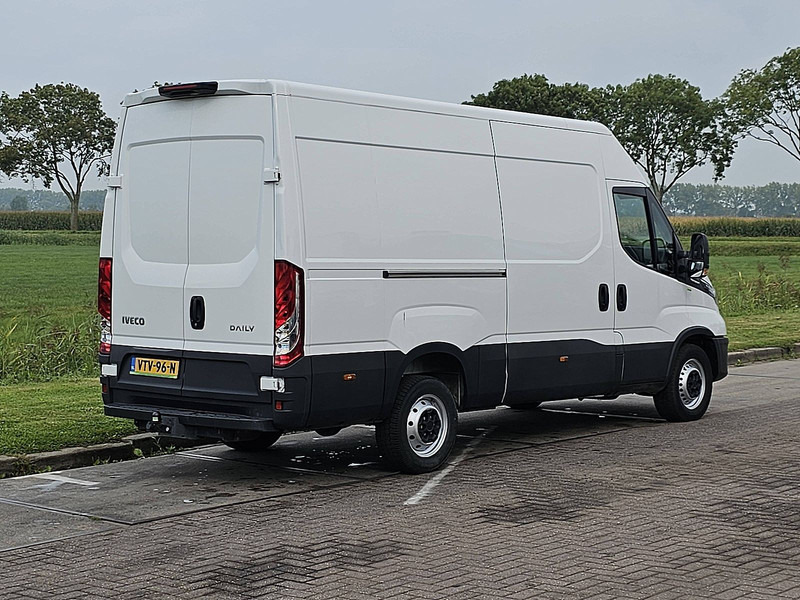 Iveco Daily 35 S 14 ac automaat EURO6 - Furgón: foto 3 Iveco Daily 35 S 14 ac automaat EURO6 - Furgón: foto 3