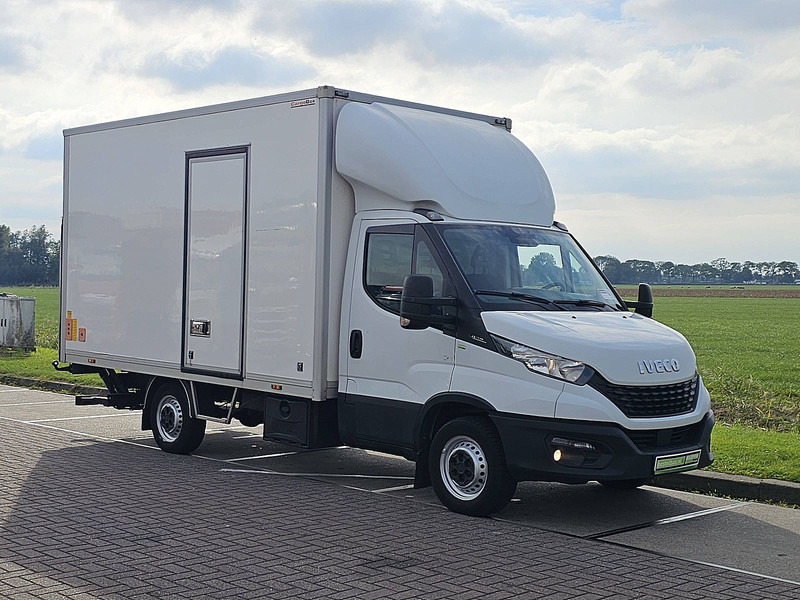 Iveco Daily 35 S 14 clima EURO6 - Furgón: foto 4 Iveco Daily 35 S 14 clima EURO6 - Furgón: foto 4