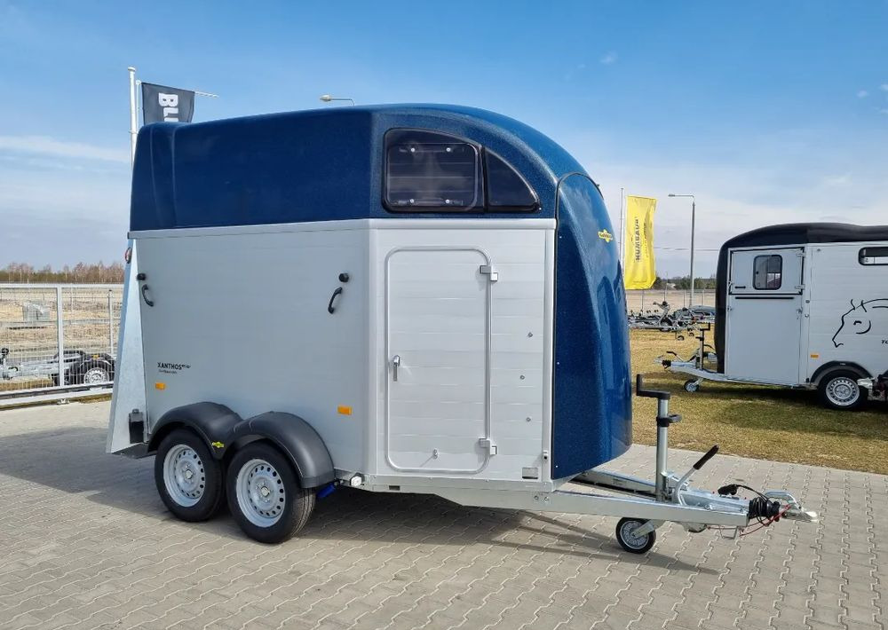 HUMBAUR Xanthos Aero 2400 - przyczepa dla dwóch koni, siodlarnia - Remolque para caballos: foto 1 HUMBAUR Xanthos Aero 2400 - przyczepa dla dwóch koni, siodlarnia - Remolque para caballos: foto 1