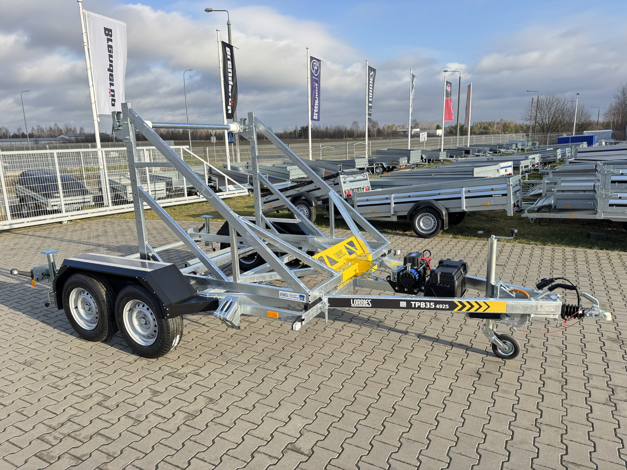 LORRIES TPB35-4925 + wciągarka elektryczna | 3500kg - Remolque portabobinas: foto 1 LORRIES TPB35-4925 + wciągarka elektryczna | 3500kg - Remolque portabobinas: foto 1