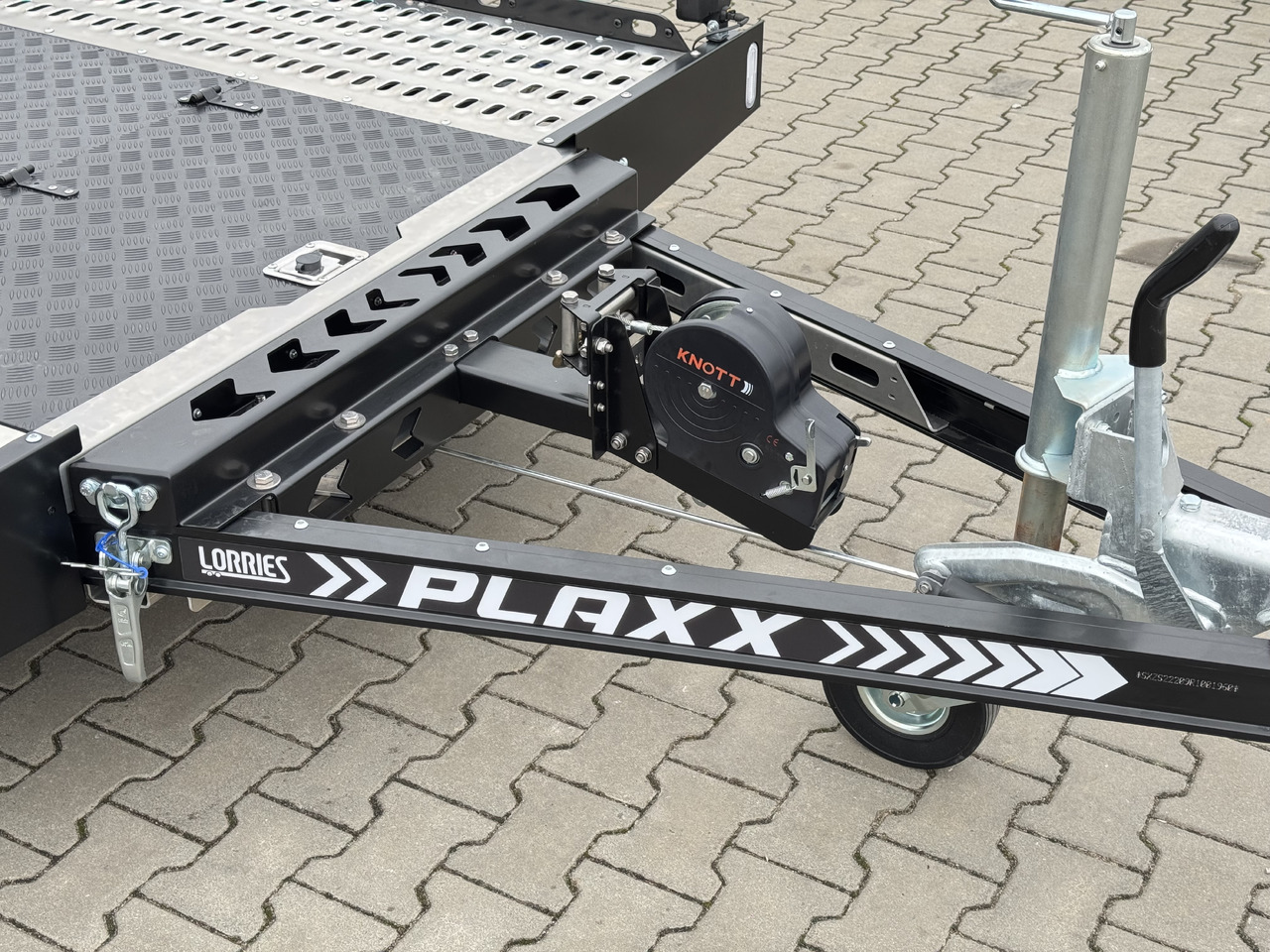 Lorries PLAXX27-4520 – laweta aluminiowa 2,7T - Remolque portavehículos: foto 5 Lorries PLAXX27-4520 – laweta aluminiowa 2,7T - Remolque portavehículos: foto 5