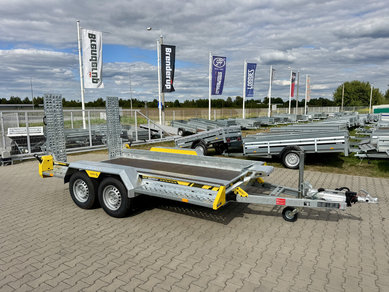 TA-NO BOB 35.36 | 3500kg | 360x179 cm - Remolque porta maquinaria: foto 1 TA-NO BOB 35.36 | 3500kg | 360x179 cm - Remolque porta maquinaria: foto 1