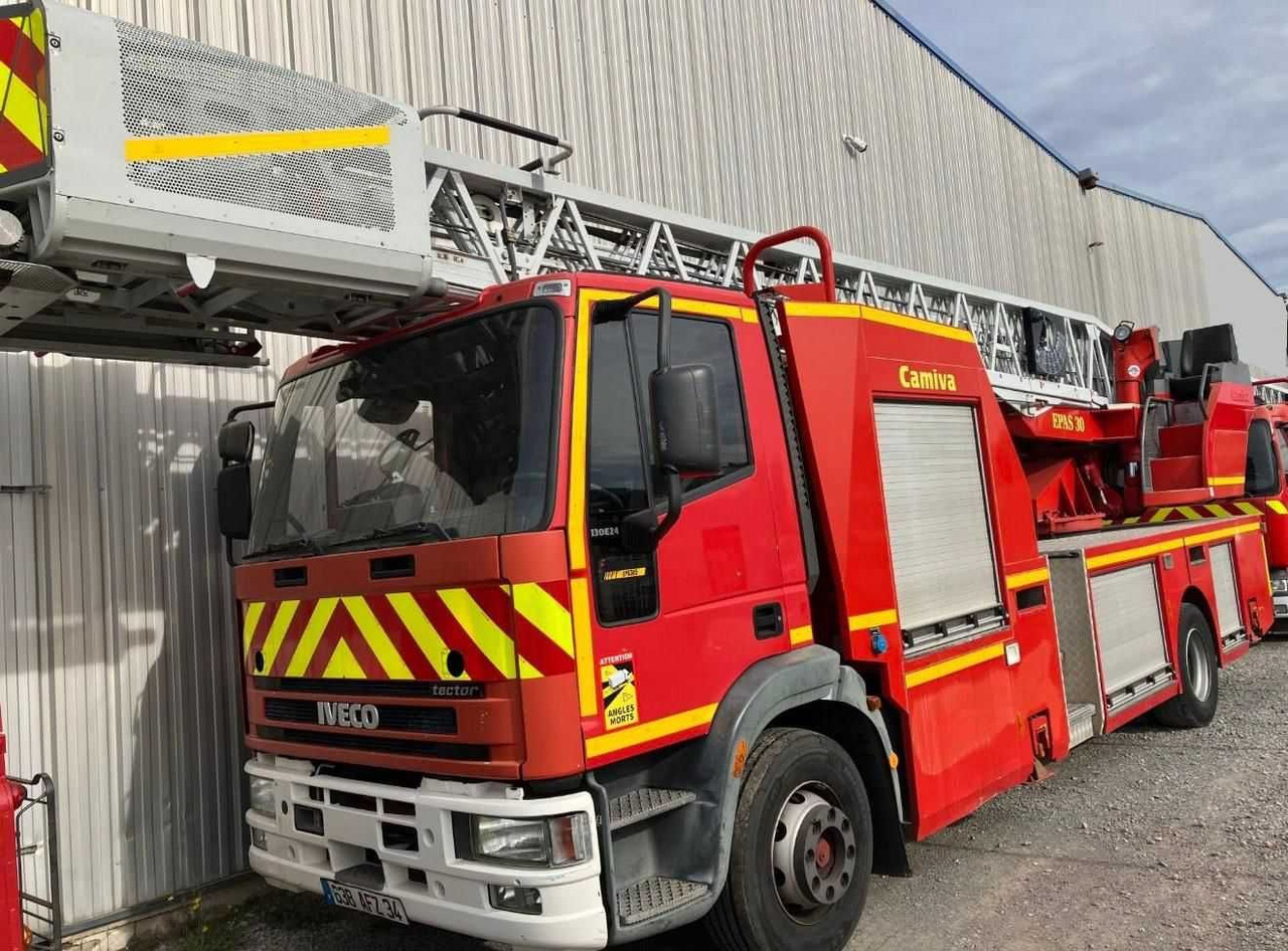 Drabina strażacka 30 m , IVECO Eurocargo Tector 130E24, Camiva EPAS 30 - Camión de bomberos: foto 1 Drabina strażacka 30 m , IVECO Eurocargo Tector 130E24, Camiva EPAS 30 - Camión de bomberos: foto 1
