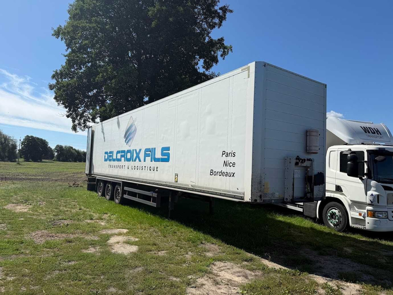 Schmitz Izoterma Kontener Box, 2015 r , z Francji - Semirremolque caja cerrada: foto 2 Schmitz Izoterma Kontener Box, 2015 r , z Francji - Semirremolque caja cerrada: foto 2