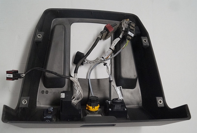 Jungheinrich 51292841 | Dashboard complete with KD mini co 800k jr 51540707 and - Cabina e interior para Equipo de manutención: foto 2 Jungheinrich 51292841 | Dashboard complete with KD mini co 800k jr 51540707 and - Cabina e interior para Equipo de manutención: foto 2