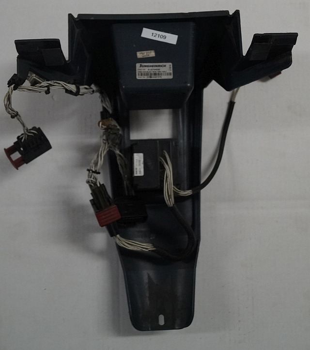 Jungheinrich 51570430 | Dashboard including ISM module 51527937 wiring harness - Salpicadero para Equipo de manutención: foto 2 Jungheinrich 51570430 | Dashboard including ISM module 51527937 wiring harness - Salpicadero para Equipo de manutención: foto 2