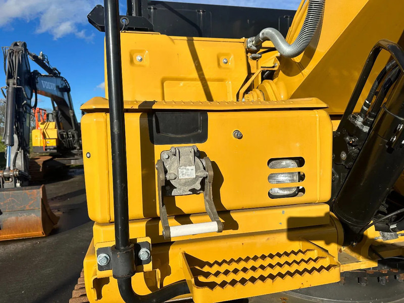 Excavadora de cadenas Caterpillar 323FL Z-LINE Full Electric: foto 12