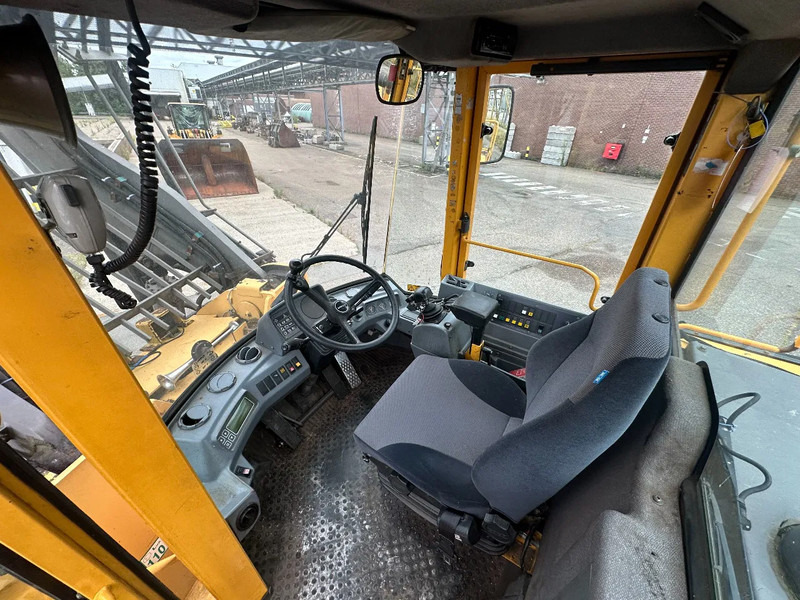 Remolque forestal Volvo L180 C High Lift: foto 13