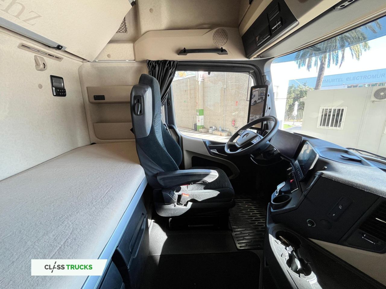 Arrendamiento de Mercedes-Benz Actros 5 1845 BigSpace Mercedes-Benz Actros 5 1845 BigSpace: foto 10