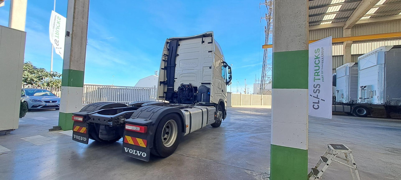 Arrendamiento de Volvo FH 460 Globetrotter XL Retarder i-Save Volvo FH 460 Globetrotter XL Retarder i-Save: foto 7