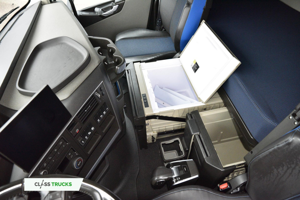 Volvo FH 460 Globetrotter XL Varios i-Save - Cabeza tractora: foto 2 Volvo FH 460 Globetrotter XL Varios i-Save - Cabeza tractora: foto 2