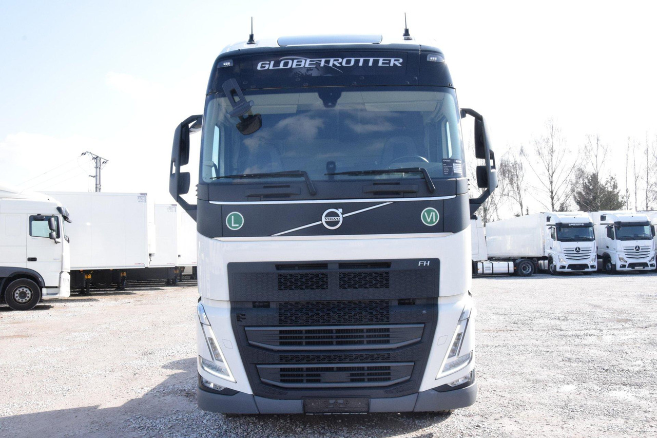 Volvo FH 460 Globetrotter XL i-Save - Cabeza tractora: foto 2 Volvo FH 460 Globetrotter XL i-Save - Cabeza tractora: foto 2