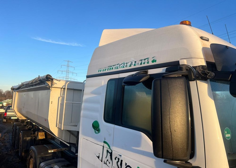 MAN TGX 500 KM (2017) / EURO 6 + Naczepa wywrotka 3-osiowa CARNEHL (2021) / oś podnoszona - Cabeza tractora, Semirremolque volquete: foto 2 MAN TGX 500 KM (2017) / EURO 6 + Naczepa wywrotka 3-osiowa CARNEHL (2021) / oś podnoszona - Cabeza tractora, Semirremolque volquete: foto 2