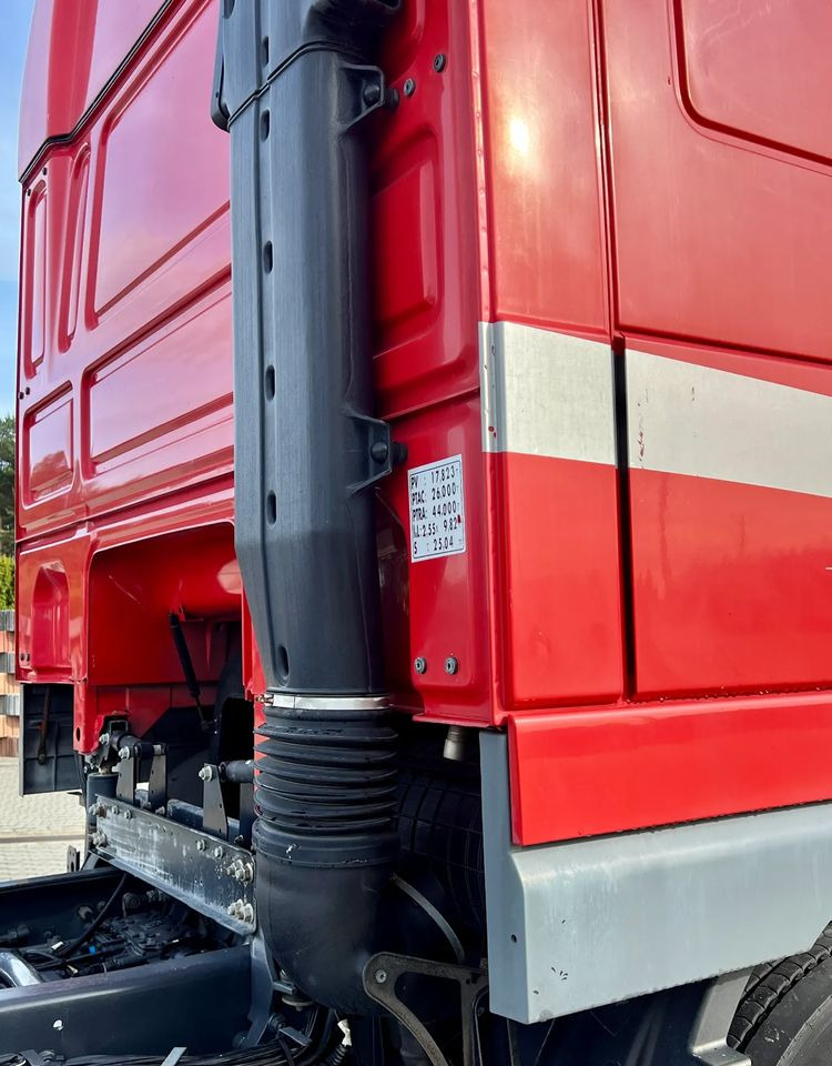 DAF XF105.510 | 6x2 | Pod zabudowę |Os podnoszona i skrętna | Retarder | Webasto | Klimatyzacja - Camión chasis: foto 5 DAF XF105.510 | 6x2 | Pod zabudowę |Os podnoszona i skrętna | Retarder | Webasto | Klimatyzacja - Camión chasis: foto 5