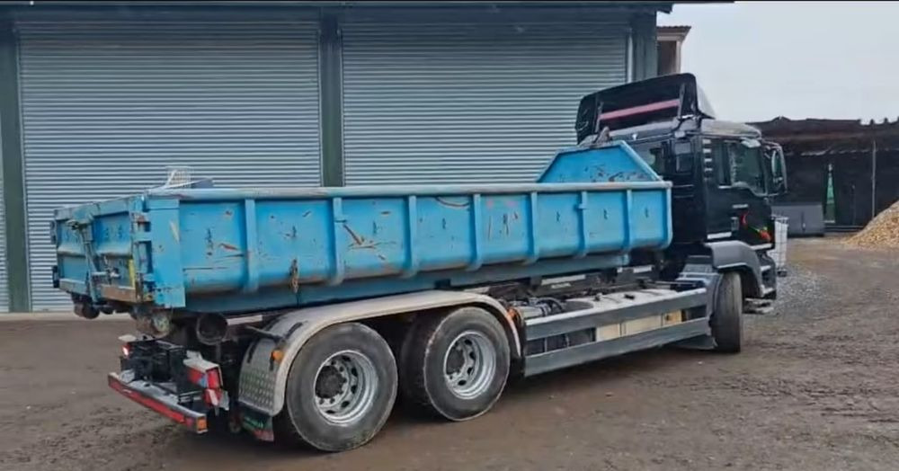 MAN TGS 26.440 6x4 – Meiller z systemem HDS (roll-off) + Kontener + Przyczepa – Euro 5 - Camión multibasculante: foto 4 MAN TGS 26.440 6x4 – Meiller z systemem HDS (roll-off) + Kontener + Przyczepa – Euro 5 - Camión multibasculante: foto 4