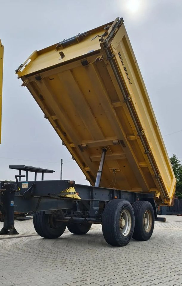 Miller Tandem R180 | Wywrotka 3-stronna | Pneumatyczne zawieszenie | Bordmatik | 2013 | Oś podnoszona - Remolque volquete: foto 4 Miller Tandem R180 | Wywrotka 3-stronna | Pneumatyczne zawieszenie | Bordmatik | 2013 | Oś podnoszona - Remolque volquete: foto 4