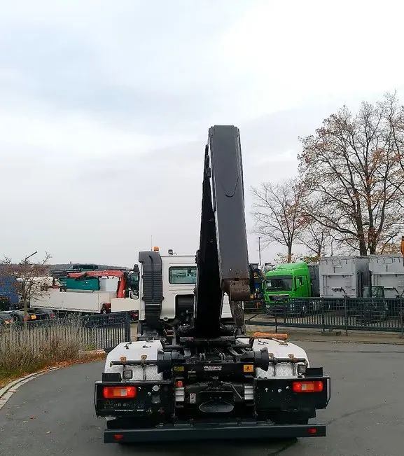 Volvo FM 410 • 6x2 • Meiller z systemem HDS (roll-off) • Euro 6 • Przebieg 251235 km • - Camión multibasculante: foto 5 Volvo FM 410 • 6x2 • Meiller z systemem HDS (roll-off) • Euro 6 • Przebieg 251235 km • - Camión multibasculante: foto 5