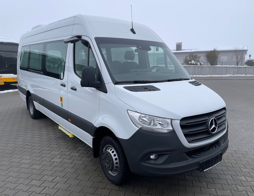 Minibús, Furgoneta de pasajeros nuevo Mercedes-Benz Sprinter 517 Transfer 45 mit 23 Sitze: foto 1