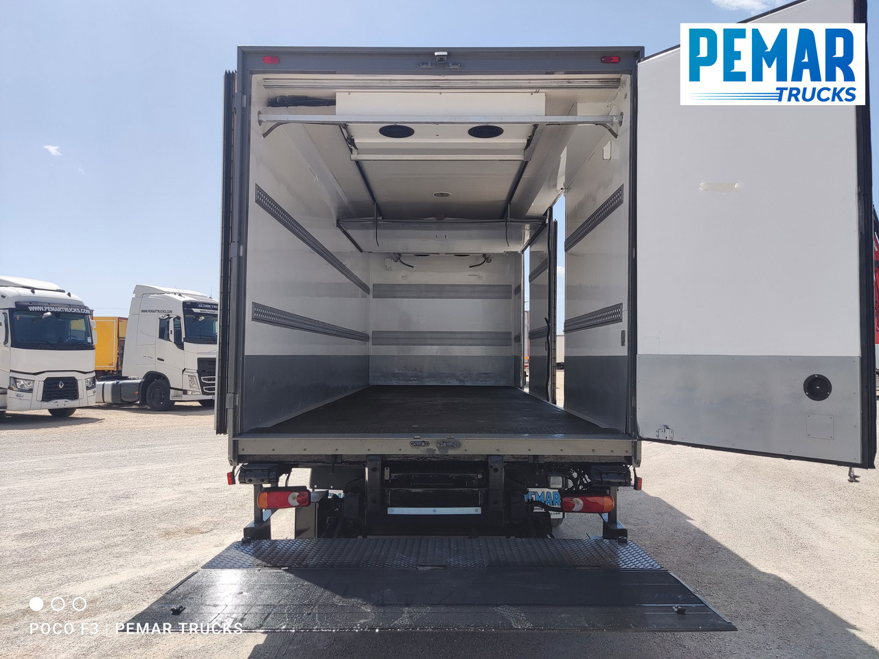 Arrendamiento de RENAULT MIDLUM 270 FRIGORIFICO 16T EURO 5 RENAULT MIDLUM 270 FRIGORIFICO 16T EURO 5: foto 18