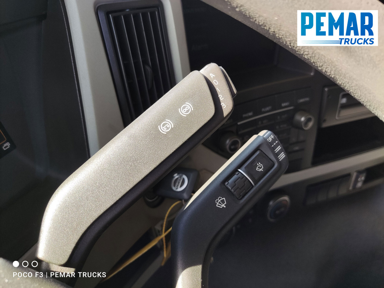 Camión caja abierta, Camión grúa VOLVO FM 450 6X2 GRUA CAJA FIJA EURO 6: foto 31